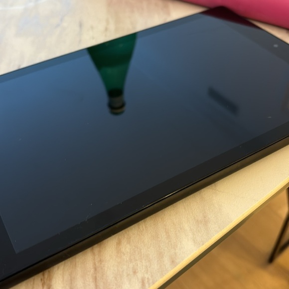 Amazon fire had 10 (7th generation) - Picture 7 of 8